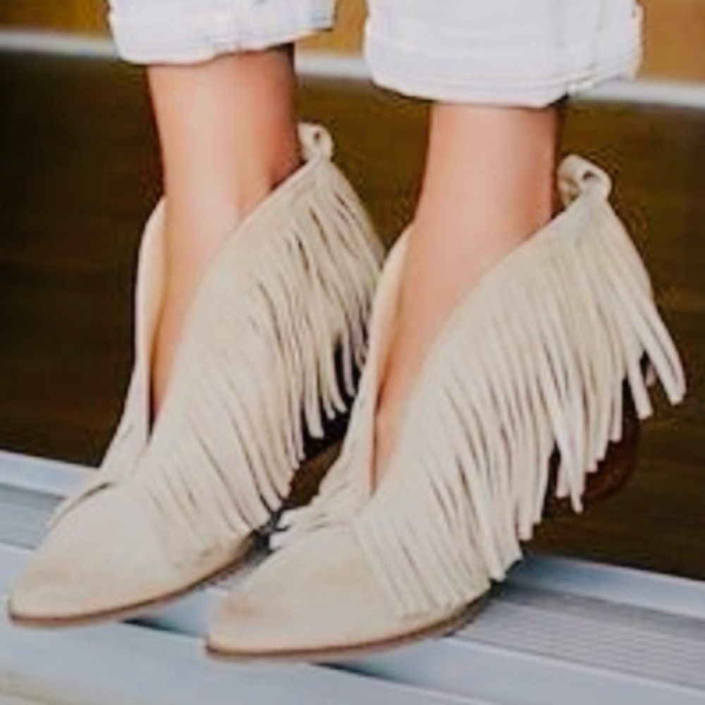 Coconuts by Matisse Lambert Fringed
Western Ankle Heel Boots Cream SZ 8